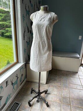 Banana Republic White Eyelet Sheath Dress Size 4 Sleeveless Cotton Lined Summer